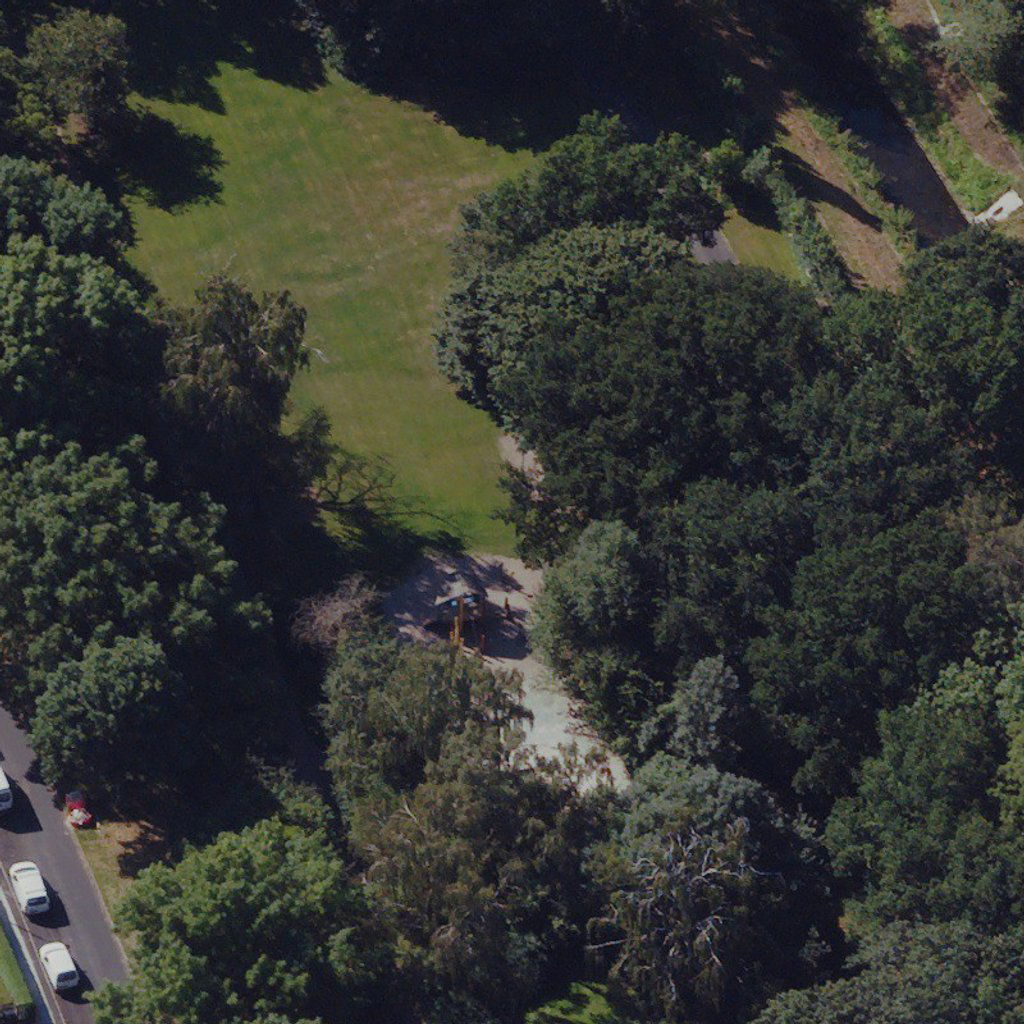 Vigerslevparkens legeplads v. Lykkebovej